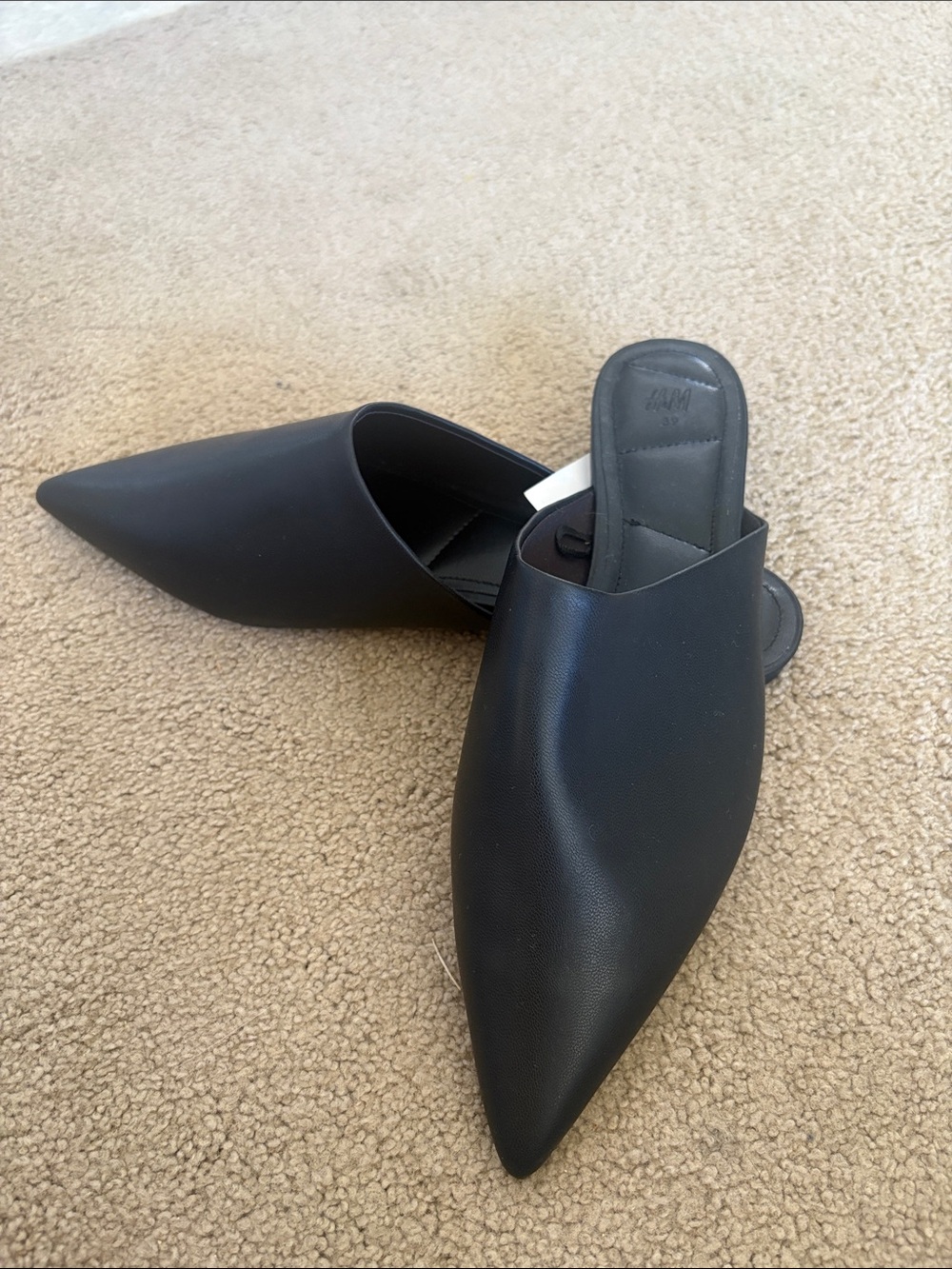 H&M Women's Black Pointed-Toe Slip-On Mules